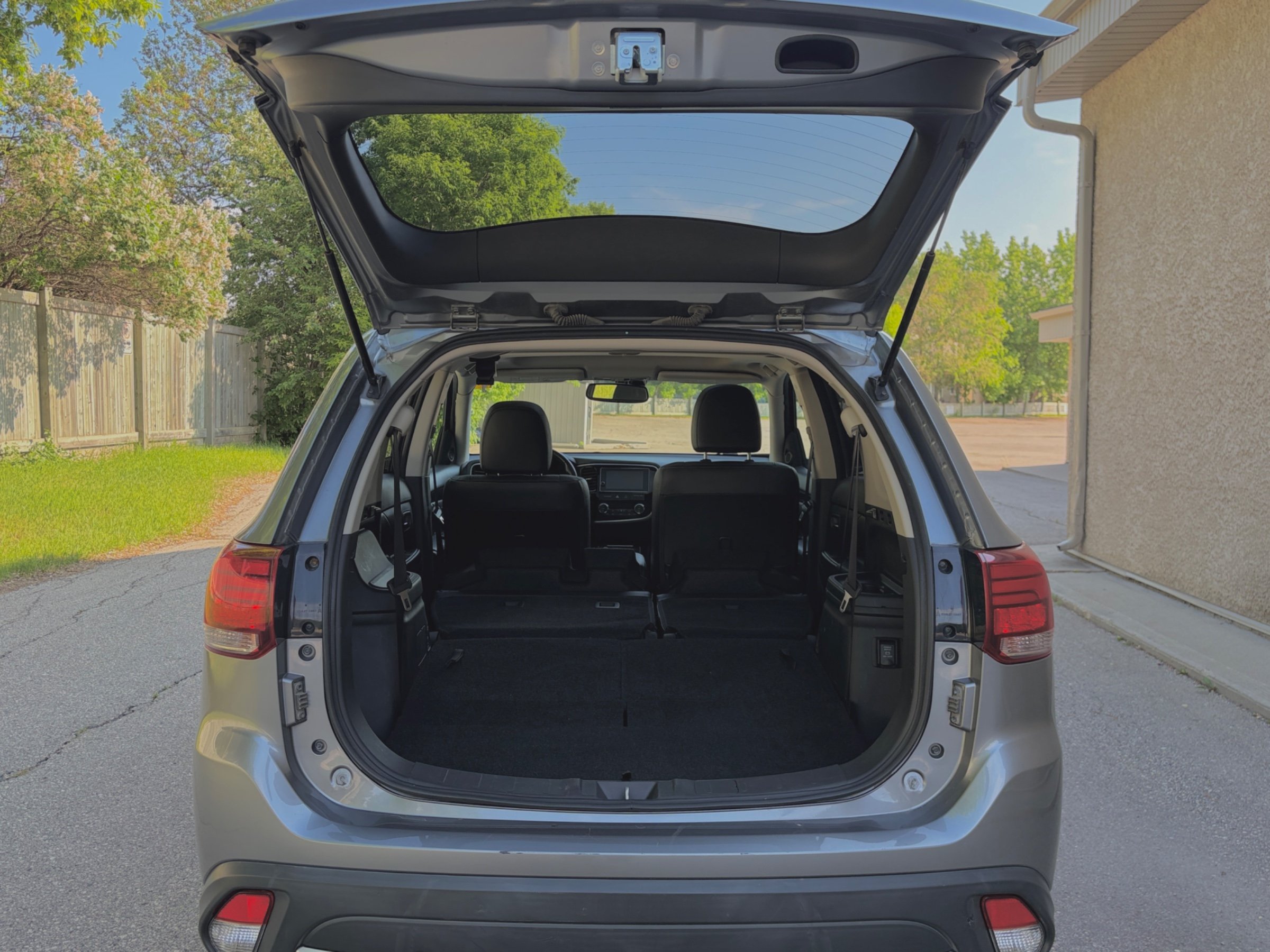 2018 MITSUBISHI OUTLANDER SEL | 7 SEATS | ONE-OWNER | WELL SERVICED — photo 28