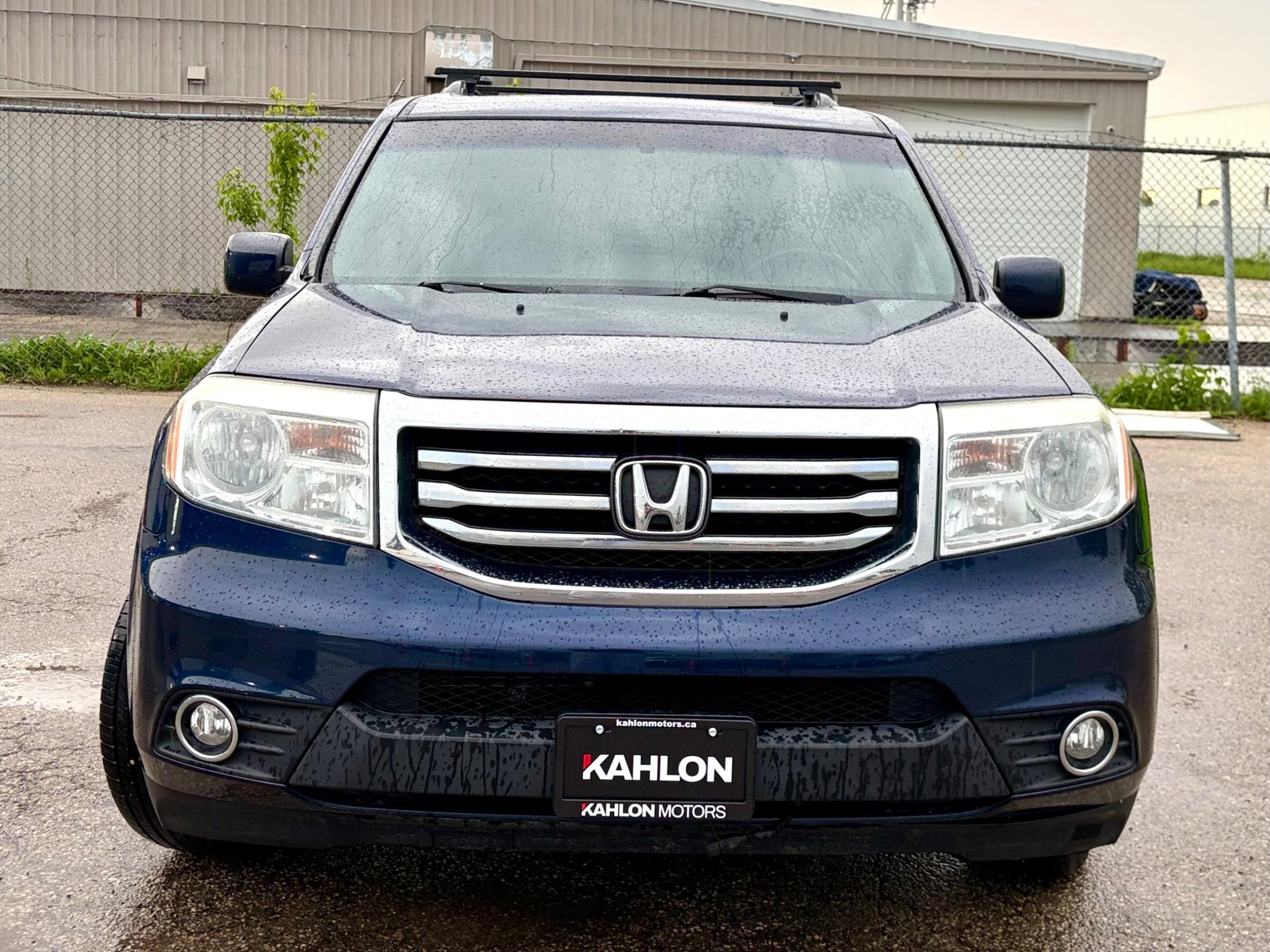 2015 HONDA PILOT EX-L  AWD | Rear Entertainment | One Owner | No Accidents | 2 Sets of Tires — photo 7