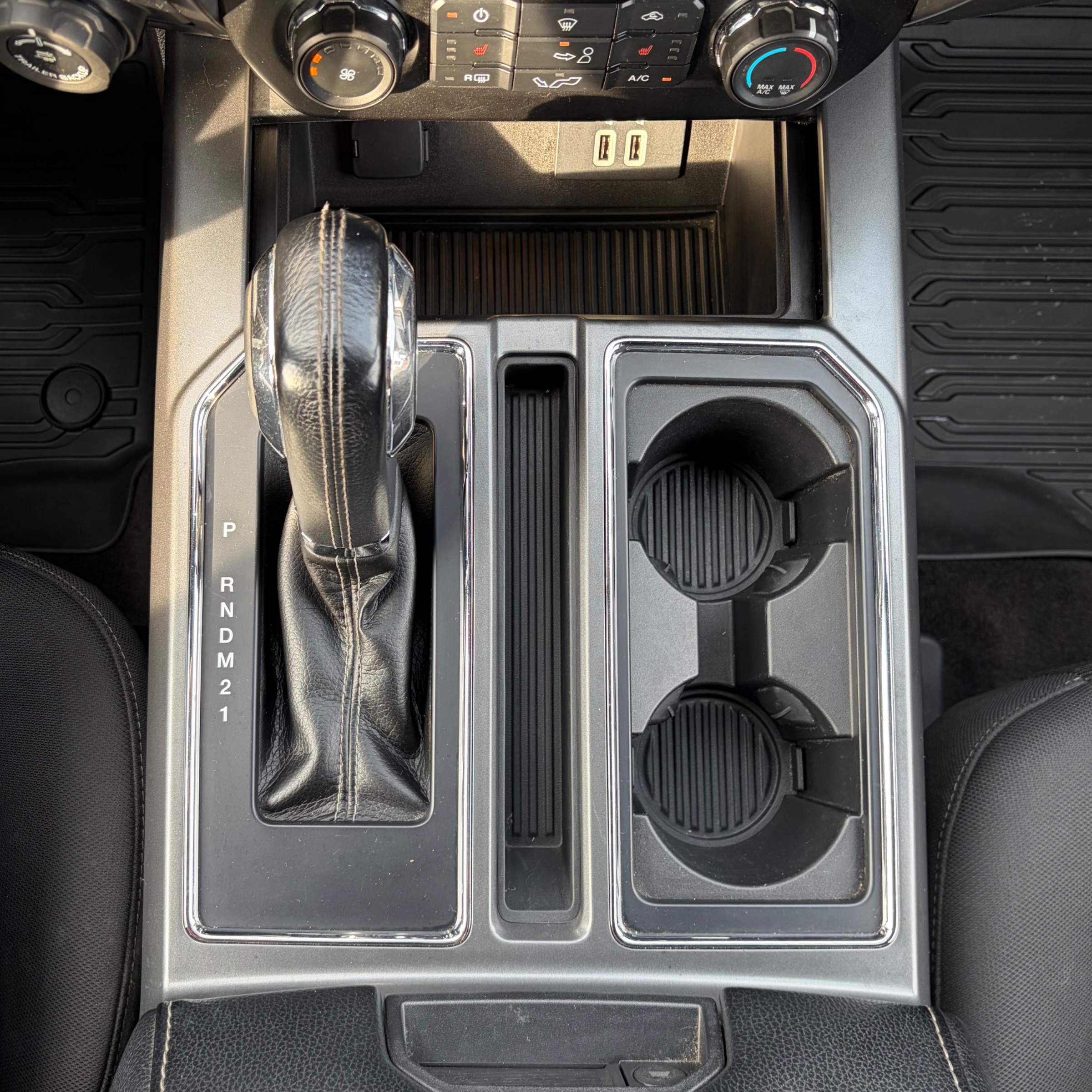 2016 FORD F-150 XLT | SPORT | LOW KMS — photo 17