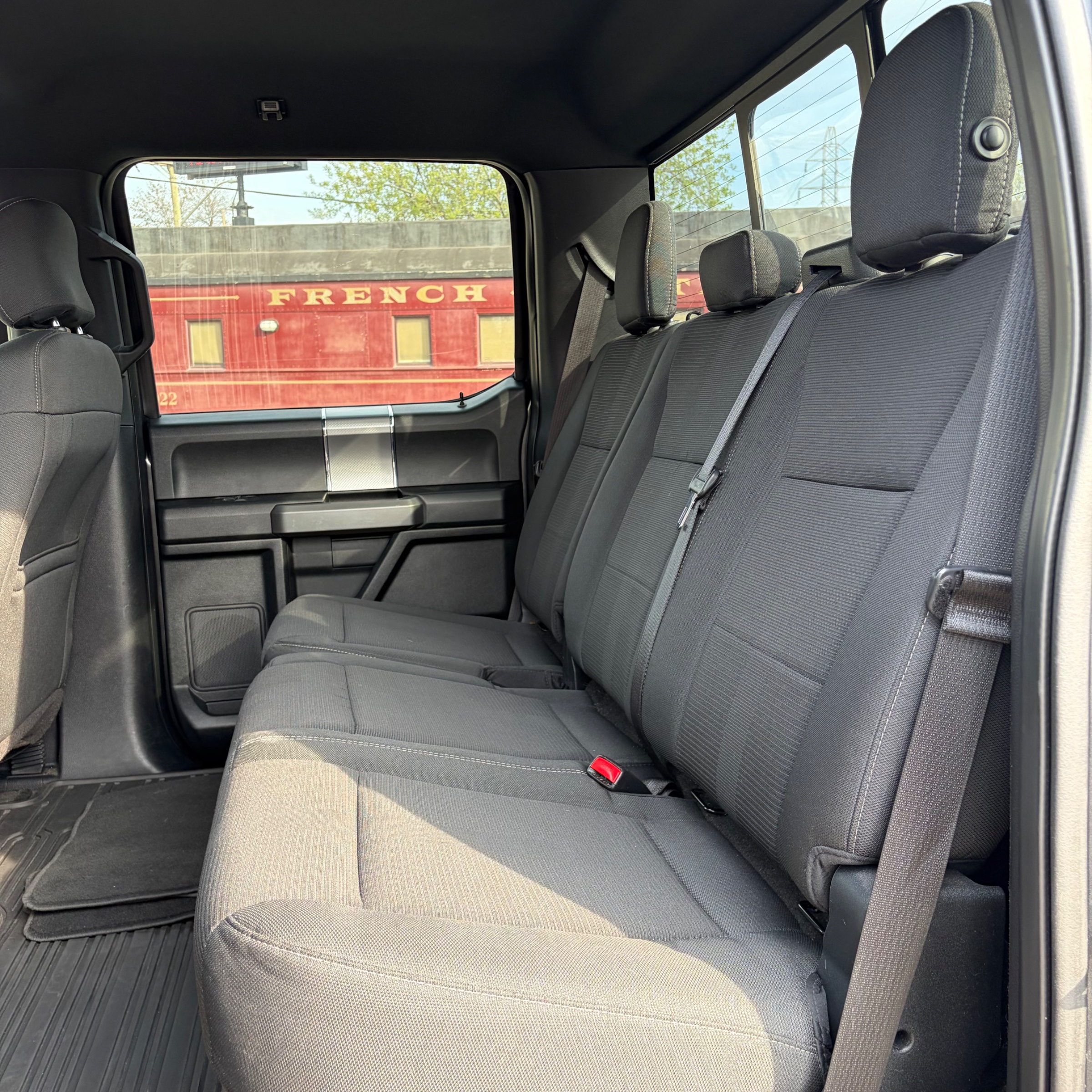 2016 FORD F-150 XLT | SPORT | LOW KMS — photo 20