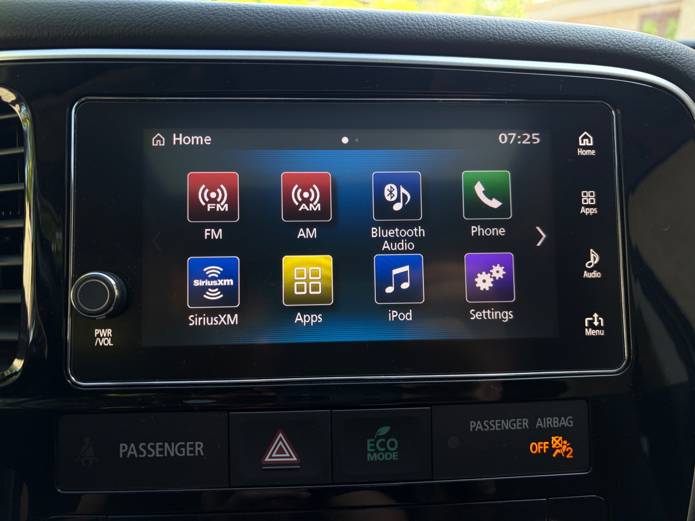 2018 MITSUBISHI OUTLANDER SEL | 7 SEATS | ONE-OWNER | WELL SERVICED — photo 25