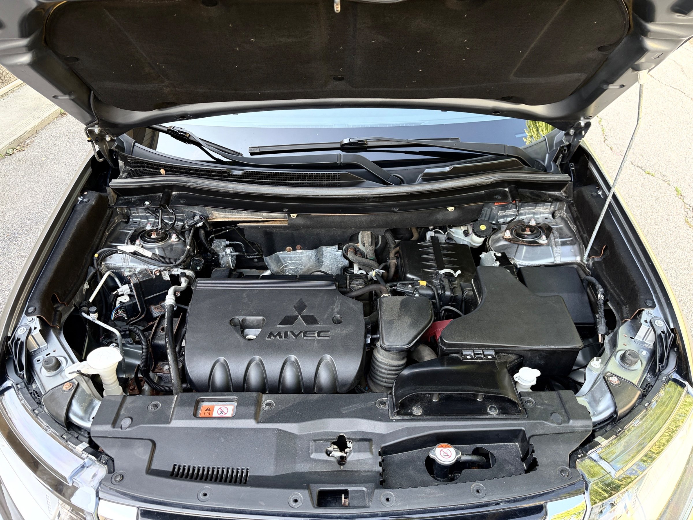 2018 MITSUBISHI OUTLANDER SEL | 7 SEATS | ONE-OWNER | WELL SERVICED — photo 30