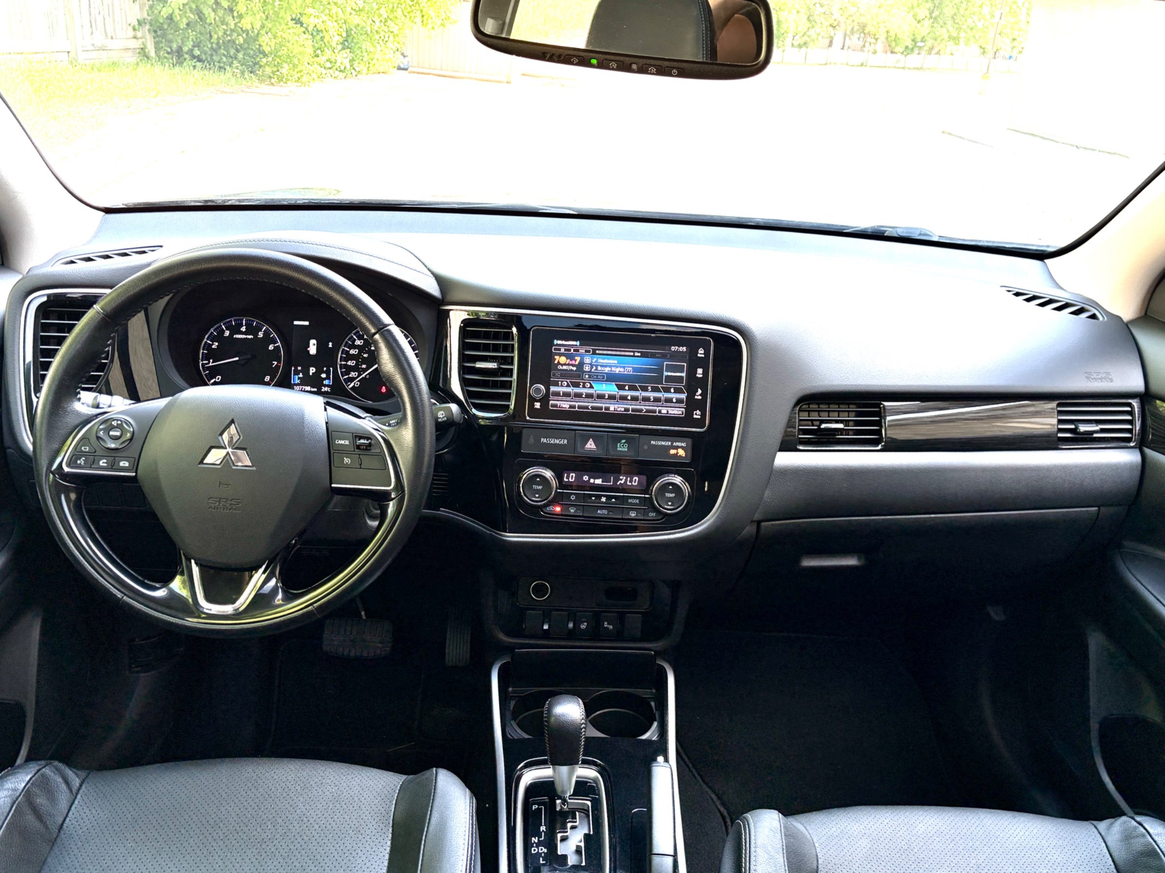 2018 MITSUBISHI OUTLANDER SEL | 7 SEATS | ONE-OWNER | WELL SERVICED — photo 15