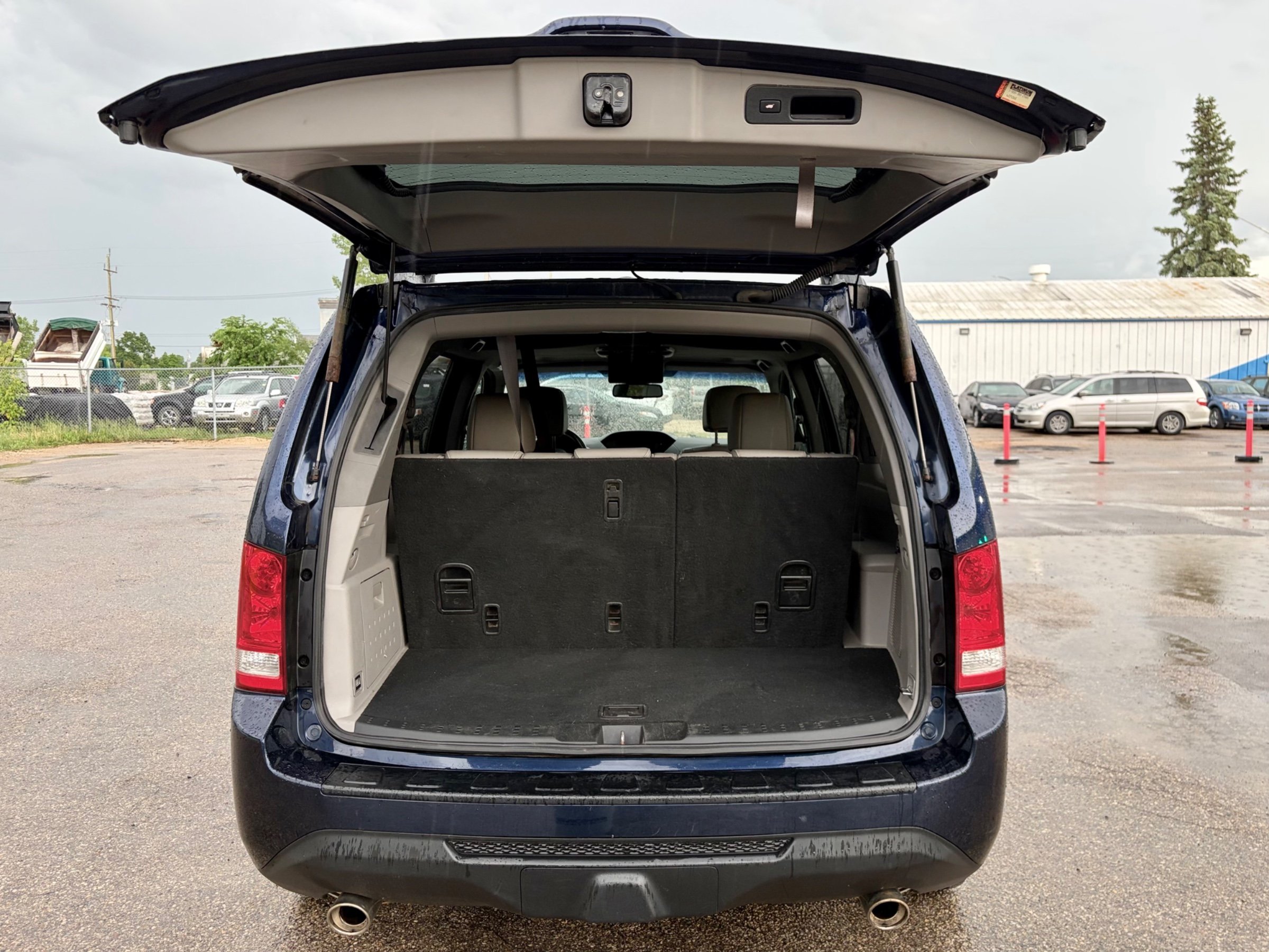 2015 HONDA PILOT EX-L  AWD | Rear Entertainment | One Owner | No Accidents | 2 Sets of Tires — photo 23